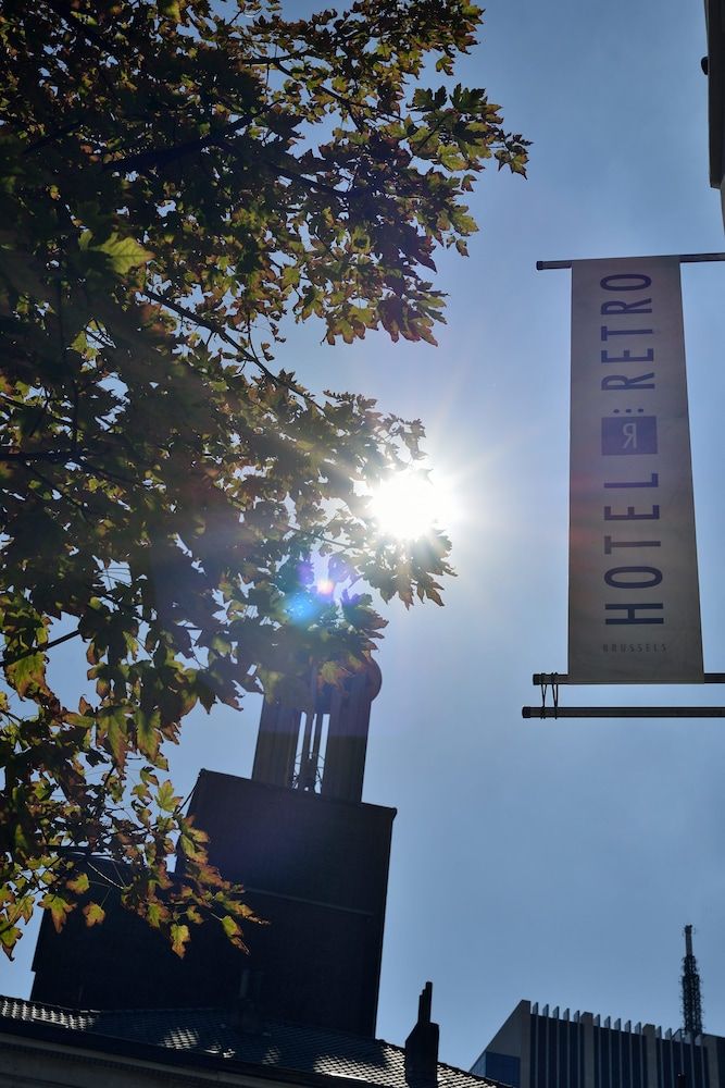 undefined Hotel Retro 5