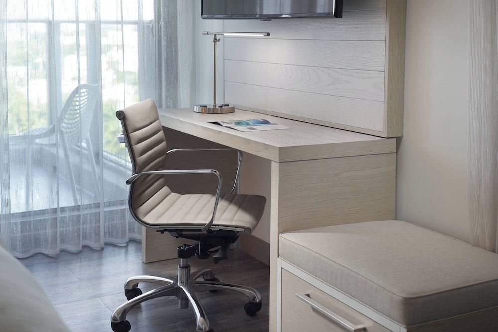 undefined Courtyard by Marriott Miami Coconut Grove 3