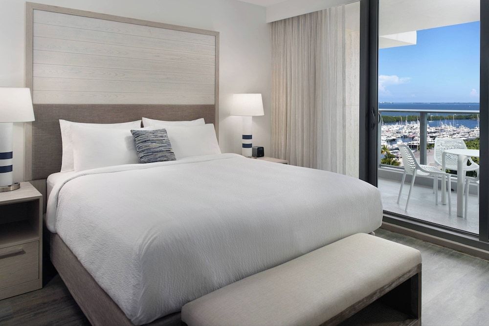 undefined Courtyard by Marriott Miami Coconut Grove 10