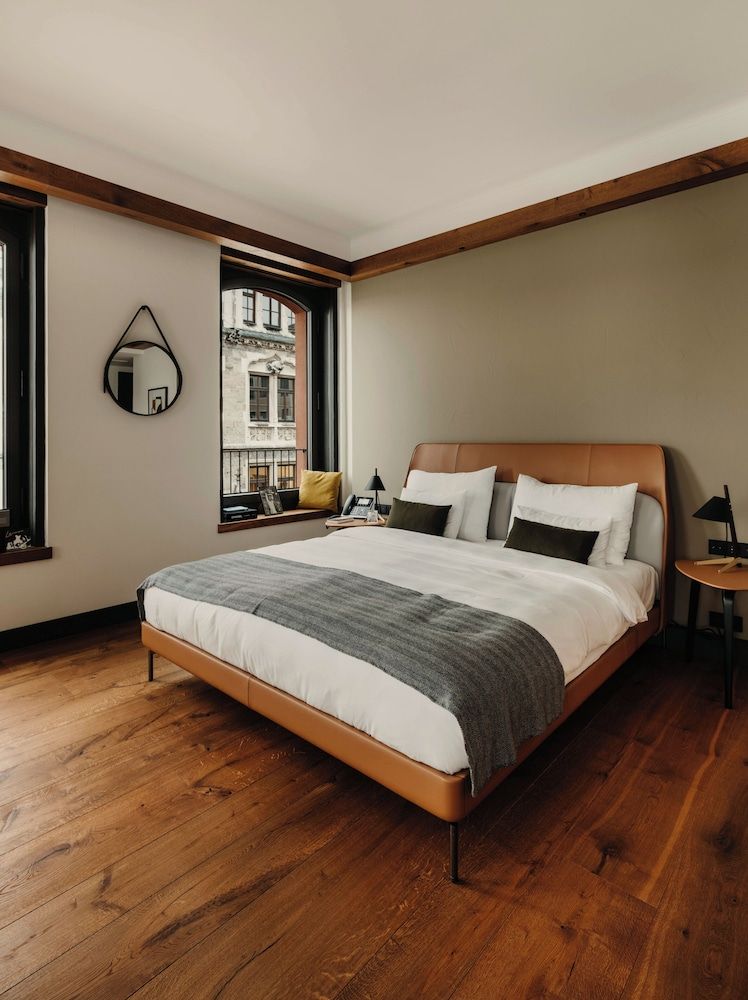 DO & CO Hotel München Superior Double Room 2