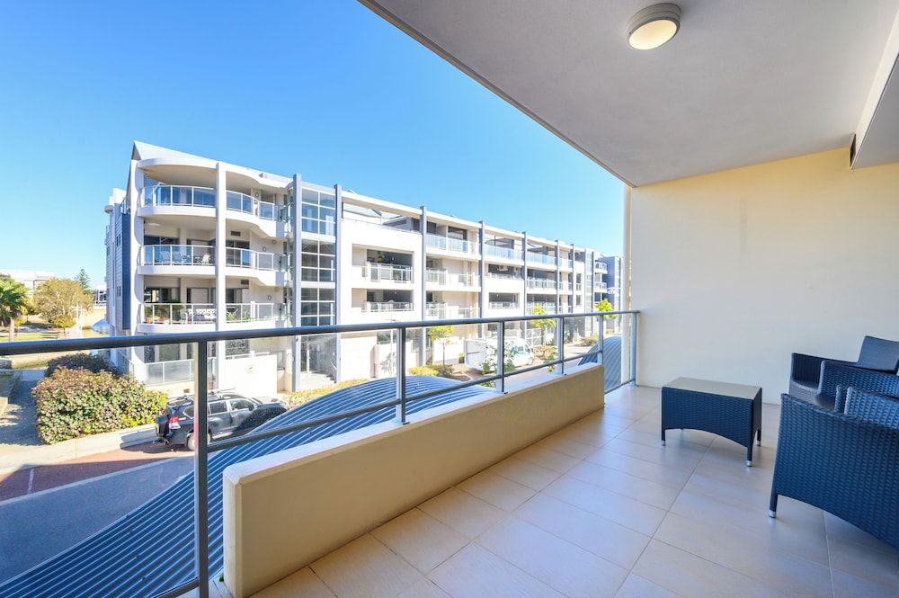 Dolphin Quay Apartments Two bedroom Palladio View 5