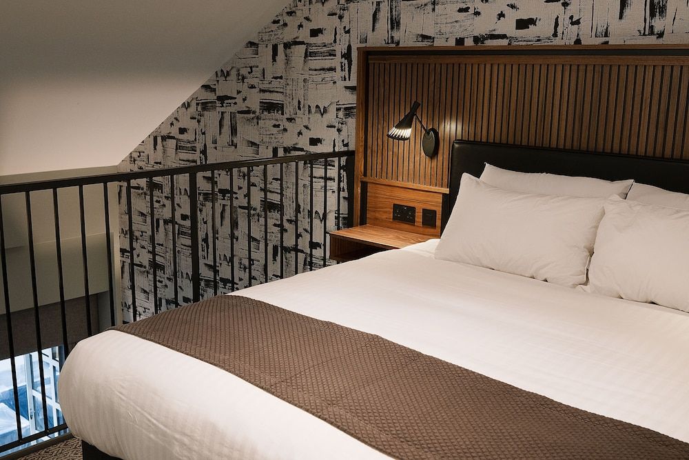 undefined Telegraph Hotel - Coventry 5