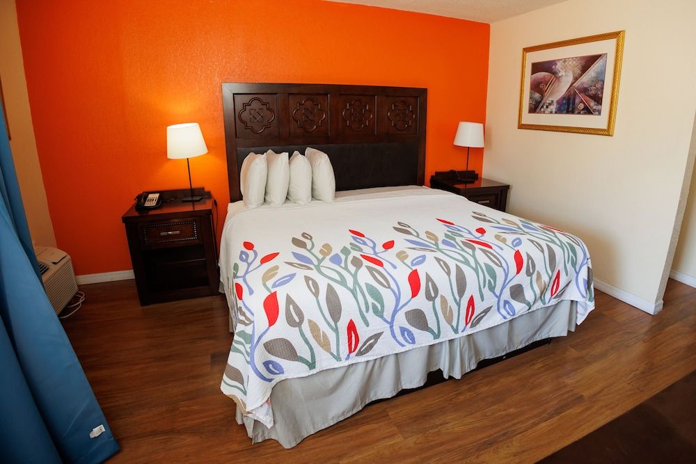 undefined Garnet Inn & Suites, Orlando 5