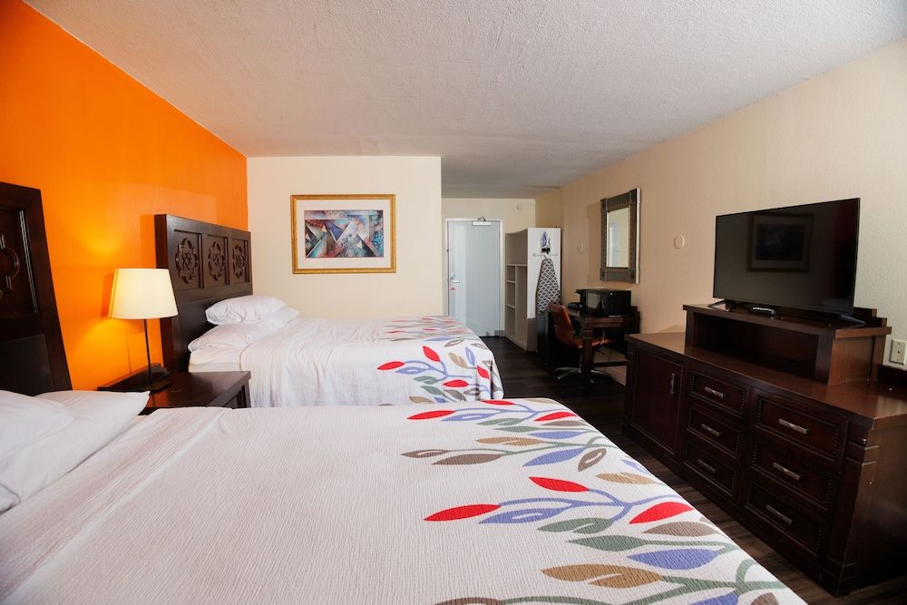 undefined Garnet Inn & Suites, Orlando