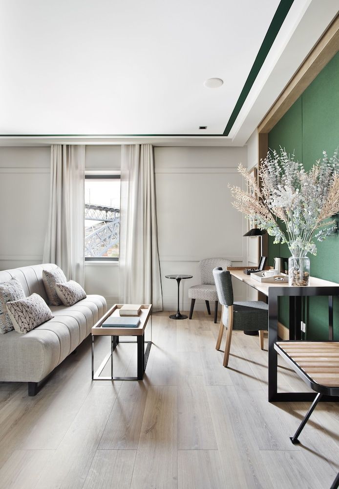 Vincci Ponte de Ferro Superior Triple Room, Partial Bridget View 5