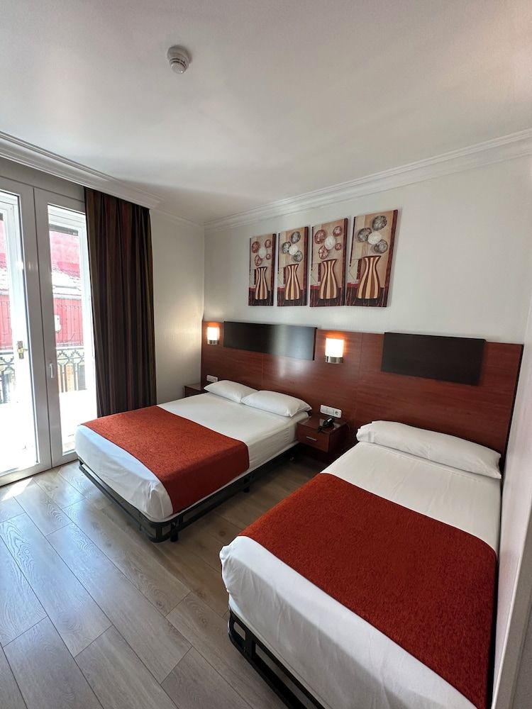 undefined Hostal Abadía Madrid 5