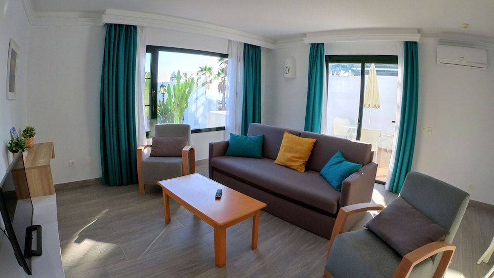 Palmeras Garden Superior Bungalow 16