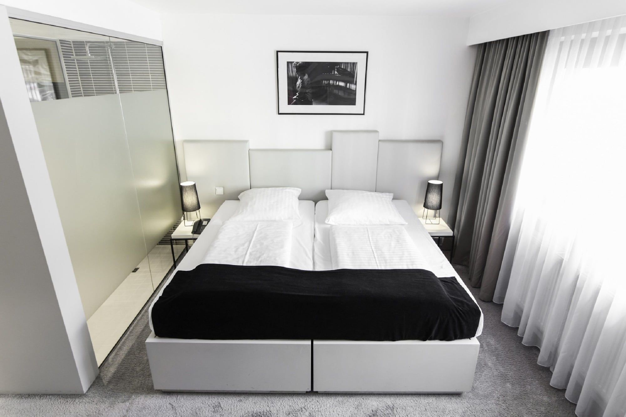 undefined Pearl Hotel 7