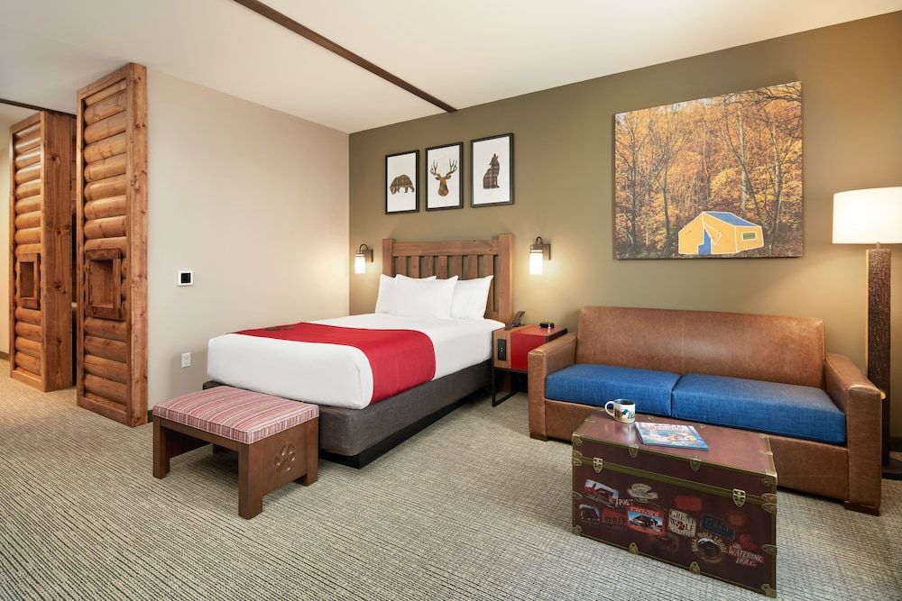 Great Wolf Lodge Manteca Suite (Kid Cabin)