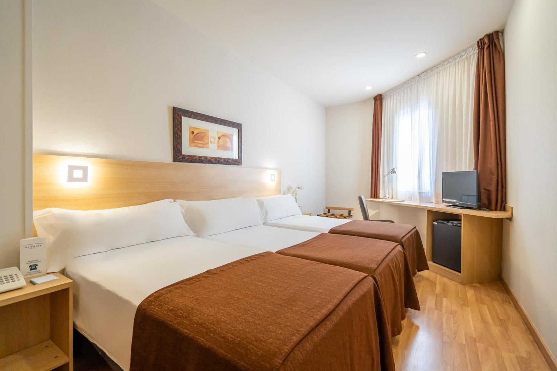 undefined Hotel Glories 4