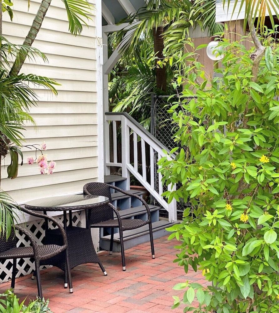 Westwinds Inn Standard Room, 1 Queen Bed 6