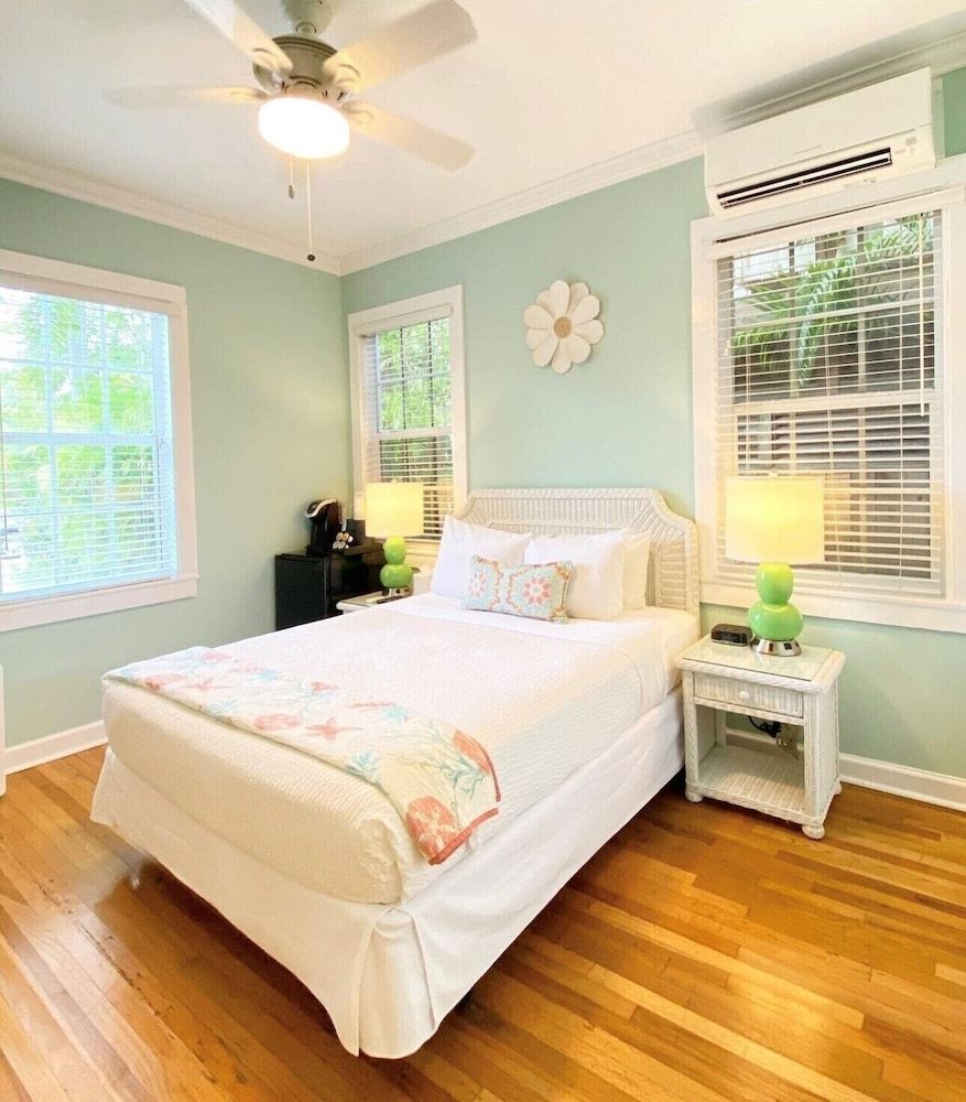 Westwinds Inn Standard Room, 1 Queen Bed