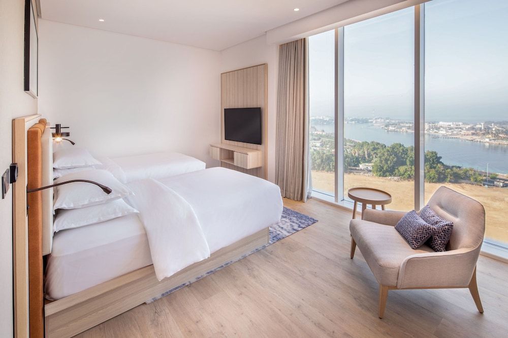 Four Points by Sheraton Jeddah Corniche Standard Room, 2 Twin Beds, Non Smoking 4
