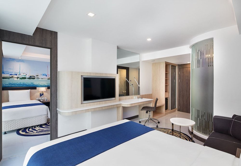 Holiday Inn Express Pattaya Central by IHG Standard Room, 2 Twin Beds, Non Smoking (with Free Breakfast) 16