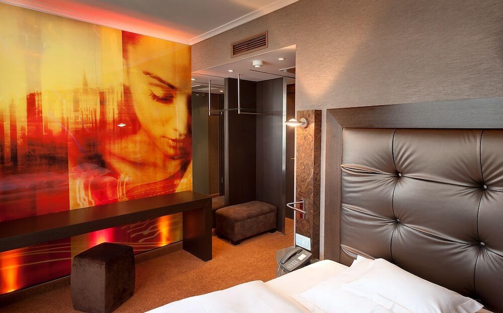 Savoy Hotel Single Room