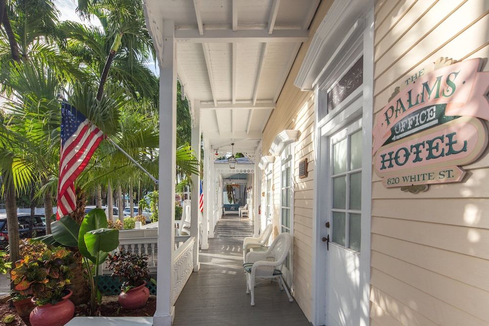 undefined The Palms Hotel 7
