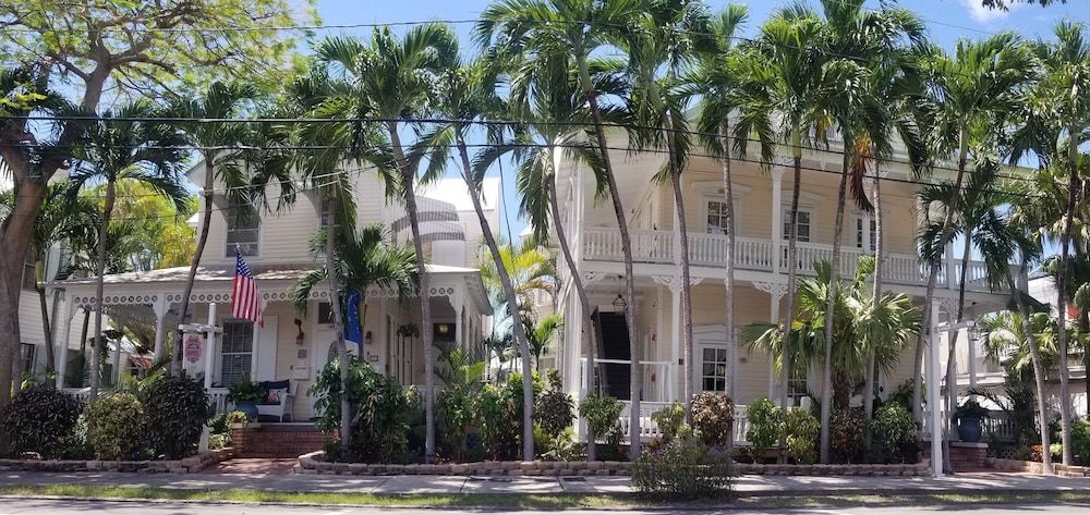undefined The Palms Hotel 10