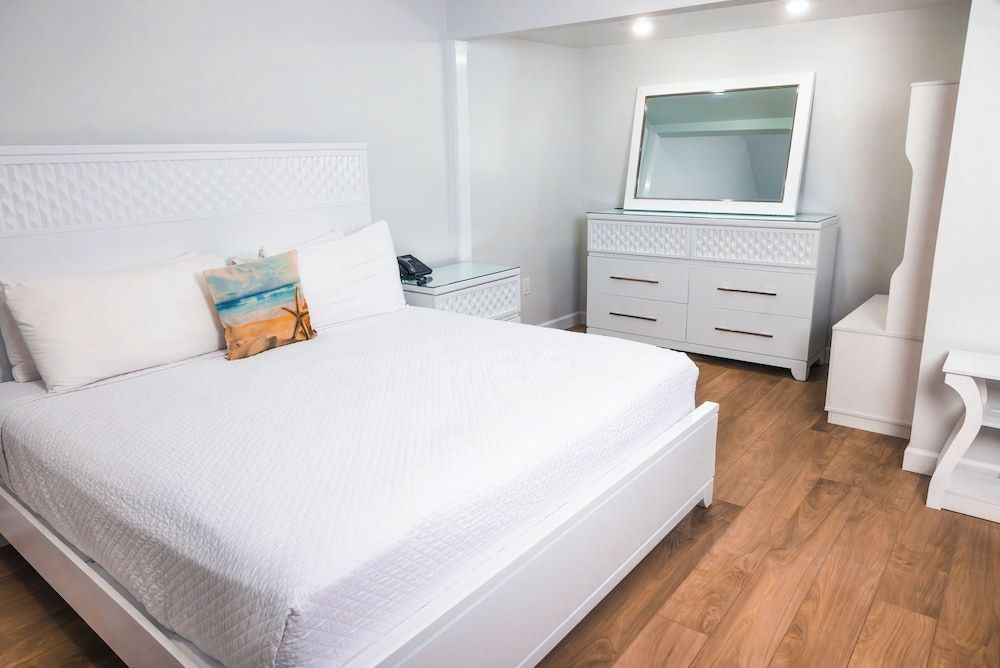 Villa, King and Sofa Bed