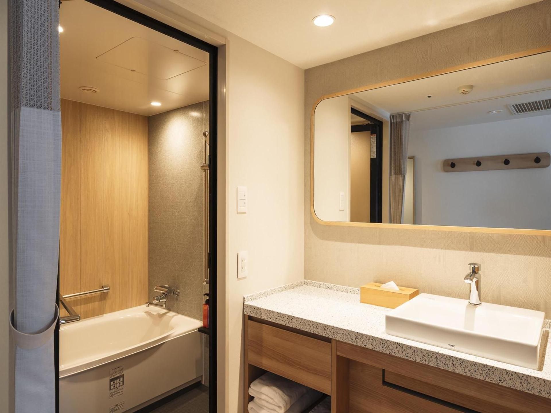 Twin Room with City View