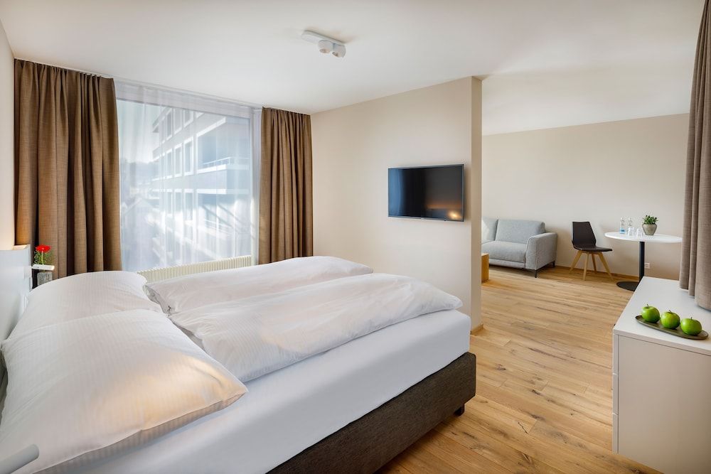 Apartment (XL)