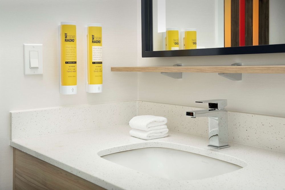 undefined Tru By Hilton Orlando Convention Center Area, FL 10