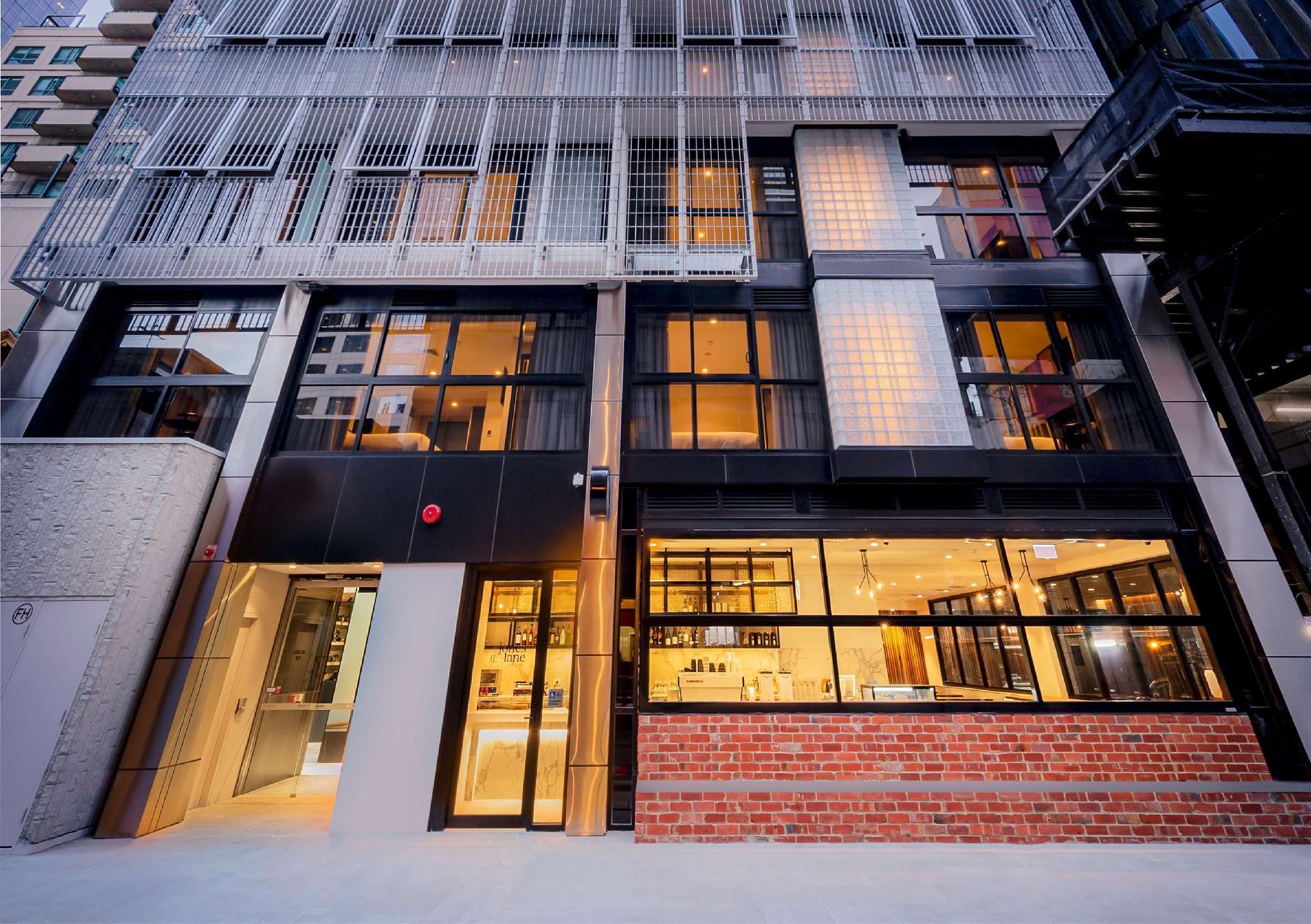 undefined Brady Hotels Jones Lane 5