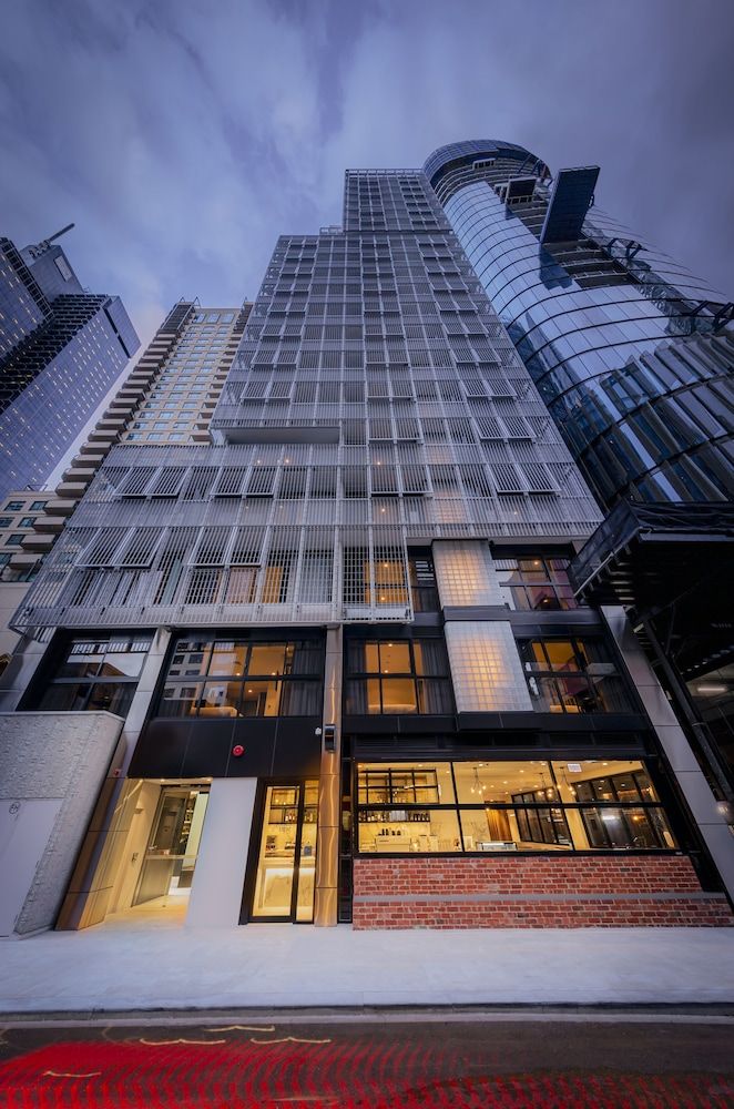 undefined Brady Hotels Jones Lane 4