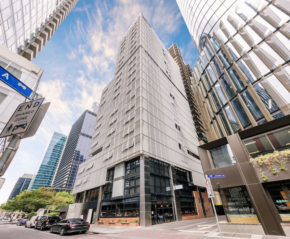 undefined Brady Hotels Jones Lane 2