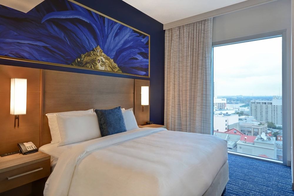 Studio, 1 King Bed, Non Smoking, City View