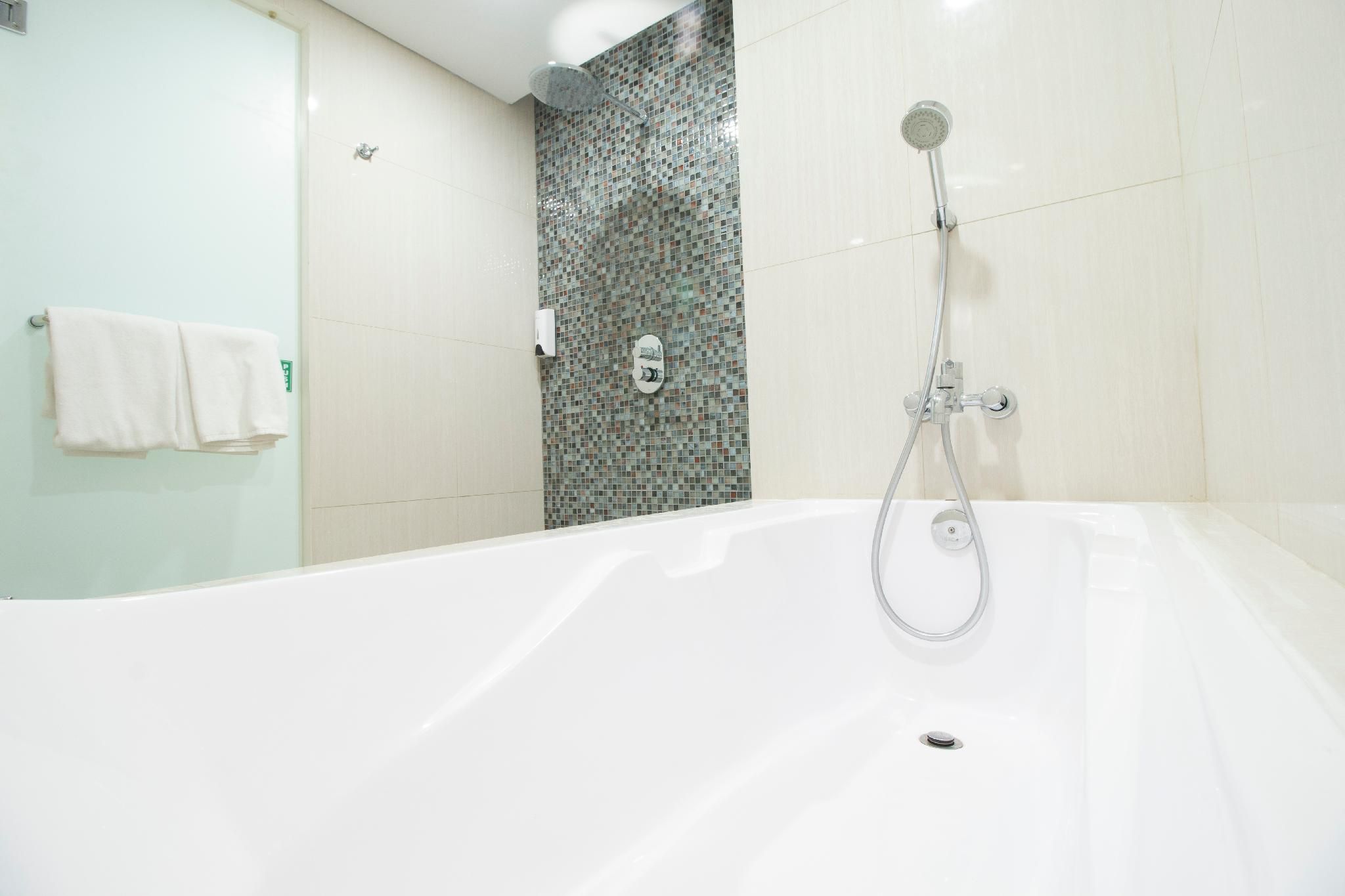undefined Grand Picasso Hotel 10