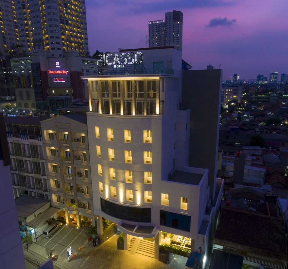 undefined Grand Picasso Hotel