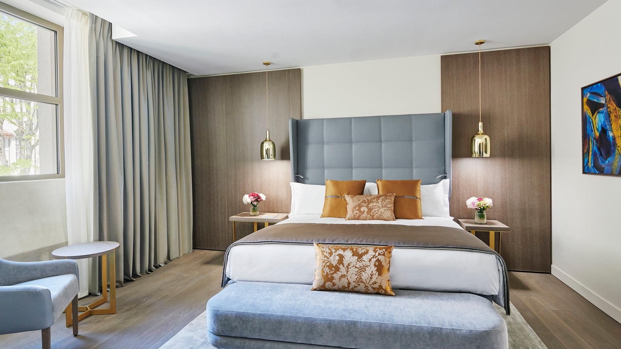 Prestige Suite
