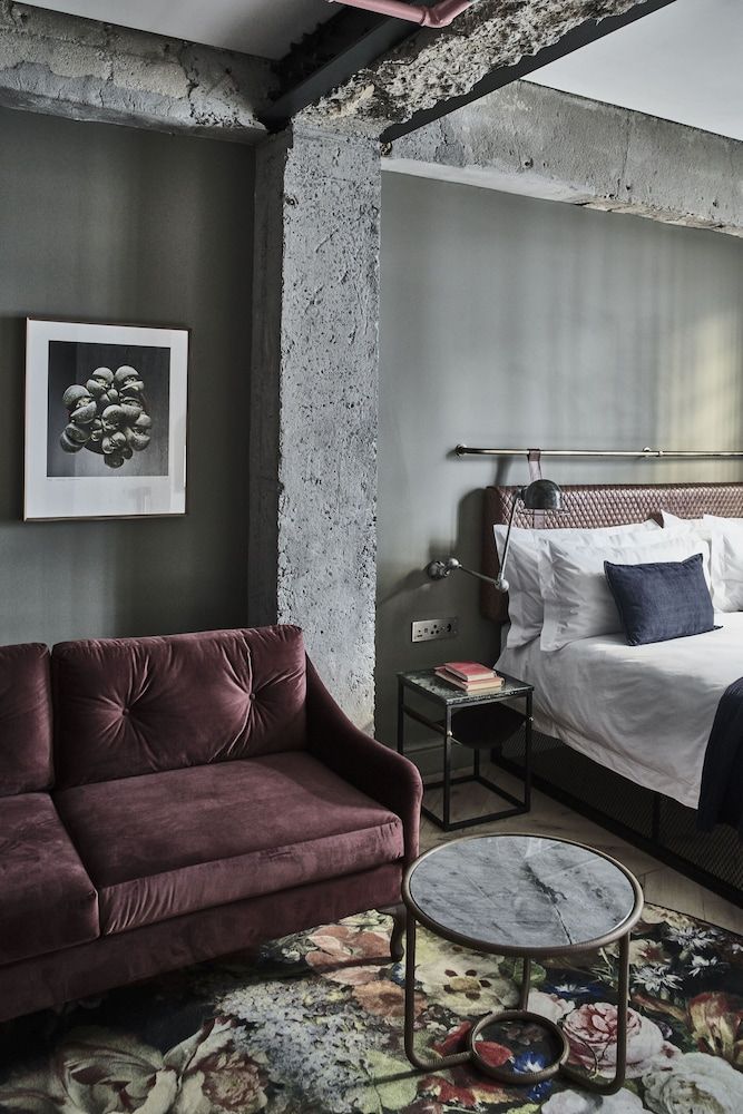 Gorgeous George by Design Hotels Studio room 4
