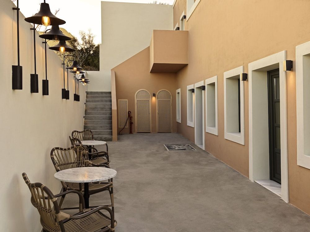 undefined La Maltese Estate 2