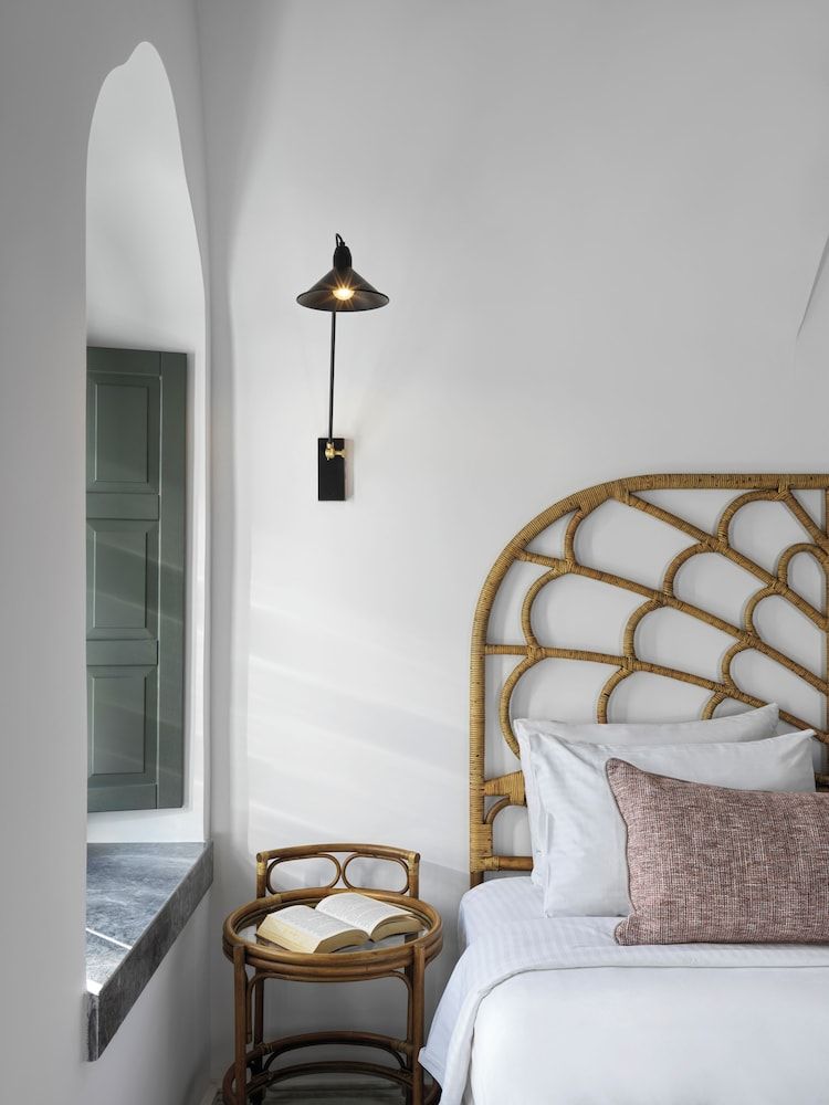 La Maltese Estate ESTATE MANSION DOUBLE 2