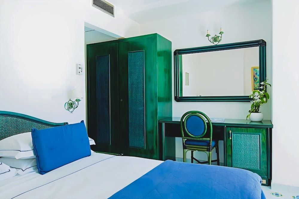 undefined Hotel La Vega 2