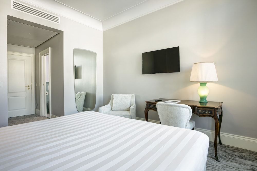 Grand Hotel Duchi d'Aosta Deluxe Room 3