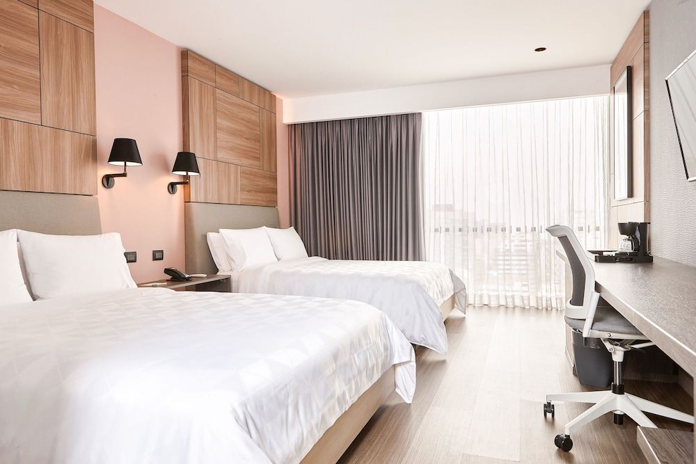 Standard Room, 2 Queen Beds