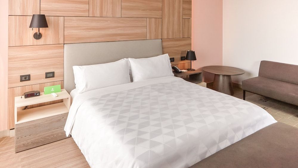 undefined Holiday Inn Lima Miraflores by IHG 6