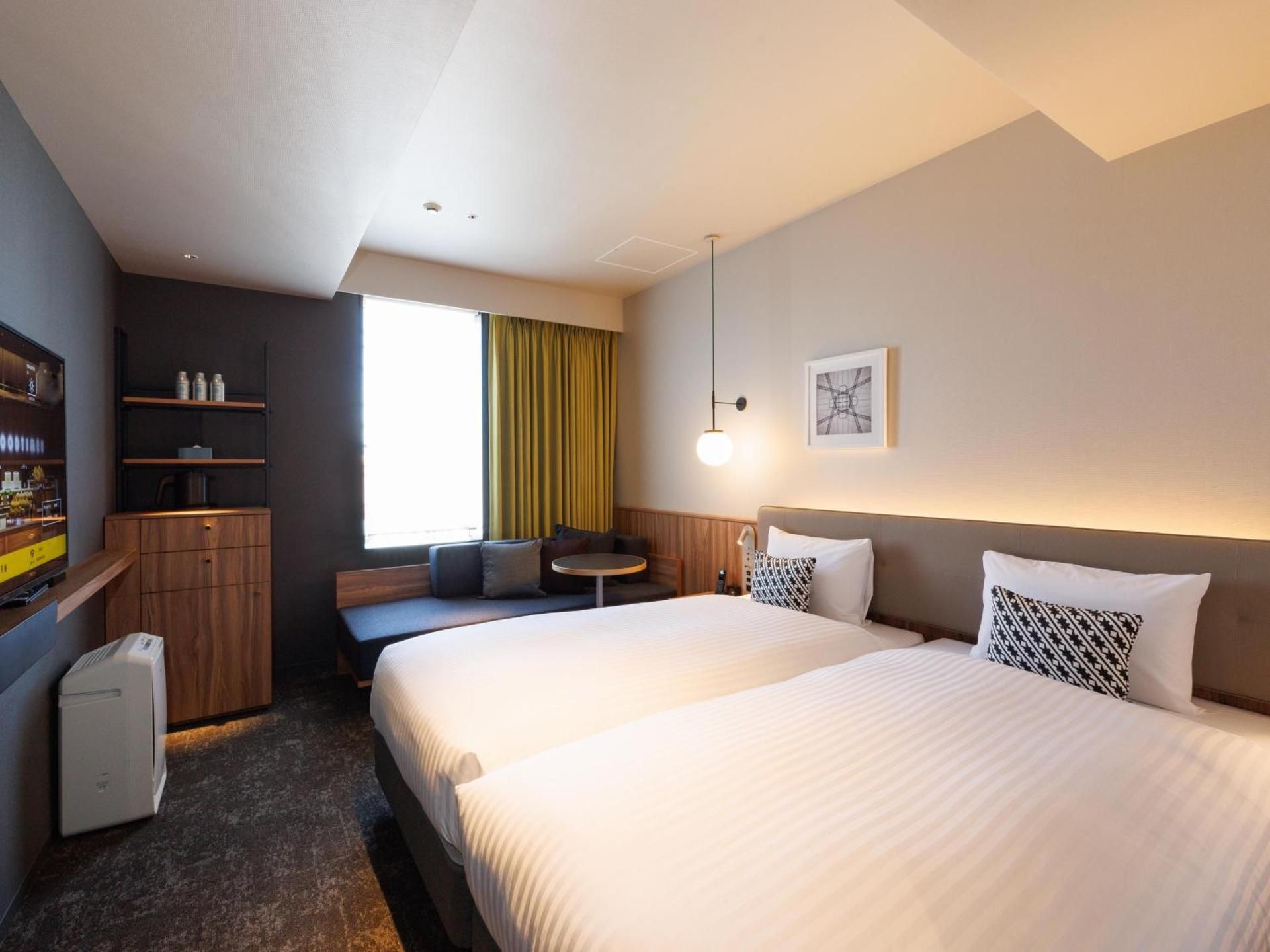 Comfort Twin Room with Sofa - Non-Smoking