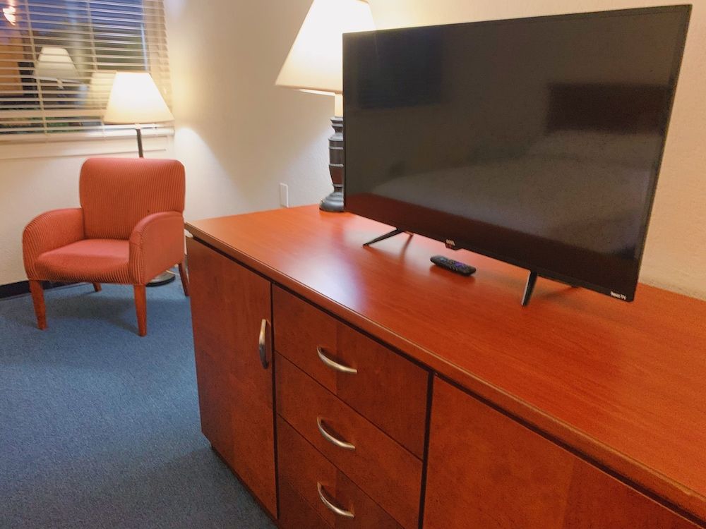 Miami Gardens Inn & Suites Doubled Bed Standard Room 9