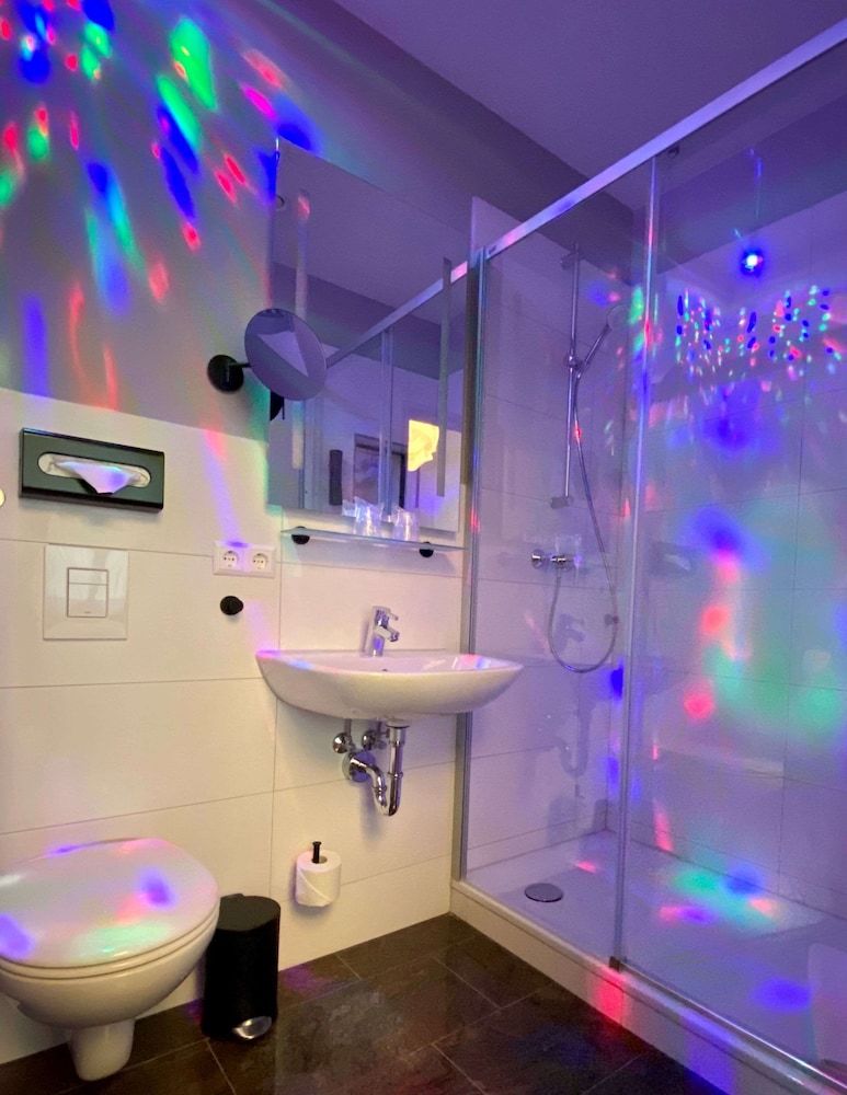 LOFTSTYLE Hotel Hannover, Best Western Signature Collection Business Room, 1 Queen Bed 6