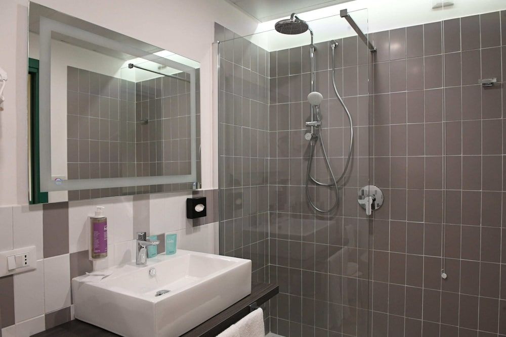 Smart Hotel Napoli Standard Double Room, 1 Double or 2 Twin Beds, No Windows 16