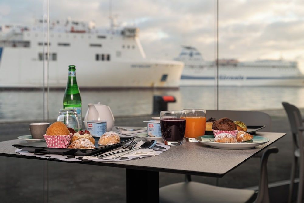 undefined Smart Hotel Napoli 5