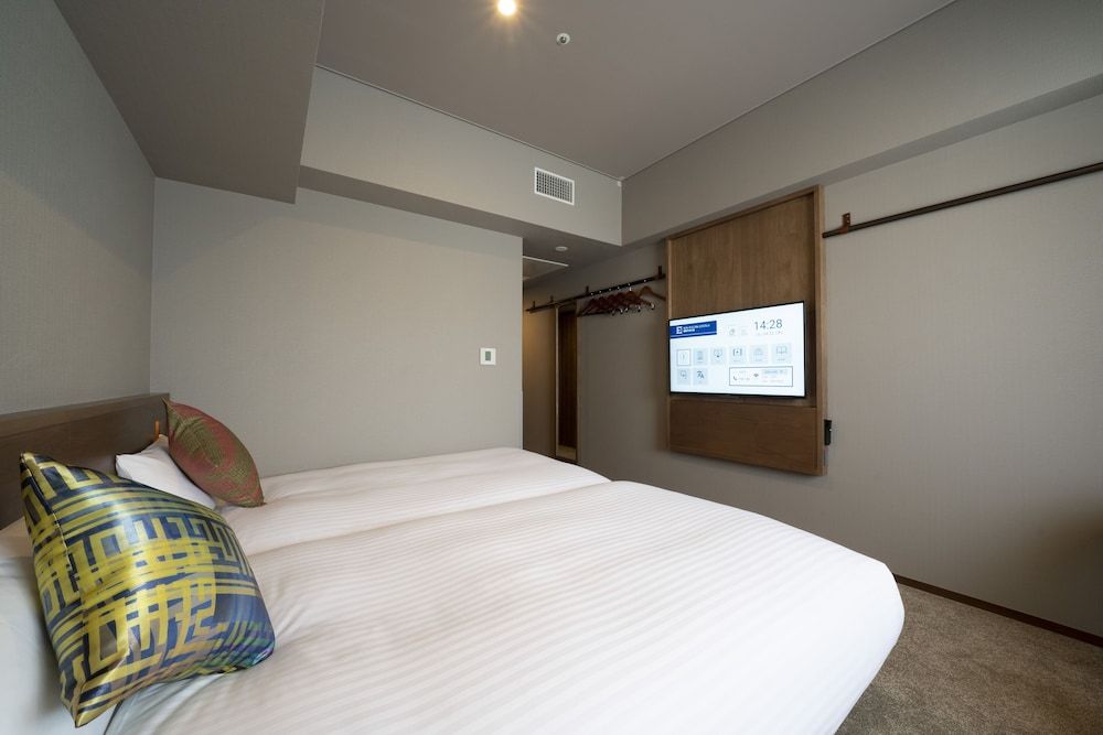 Superior Twin Room (Shower Only), Non Smoking