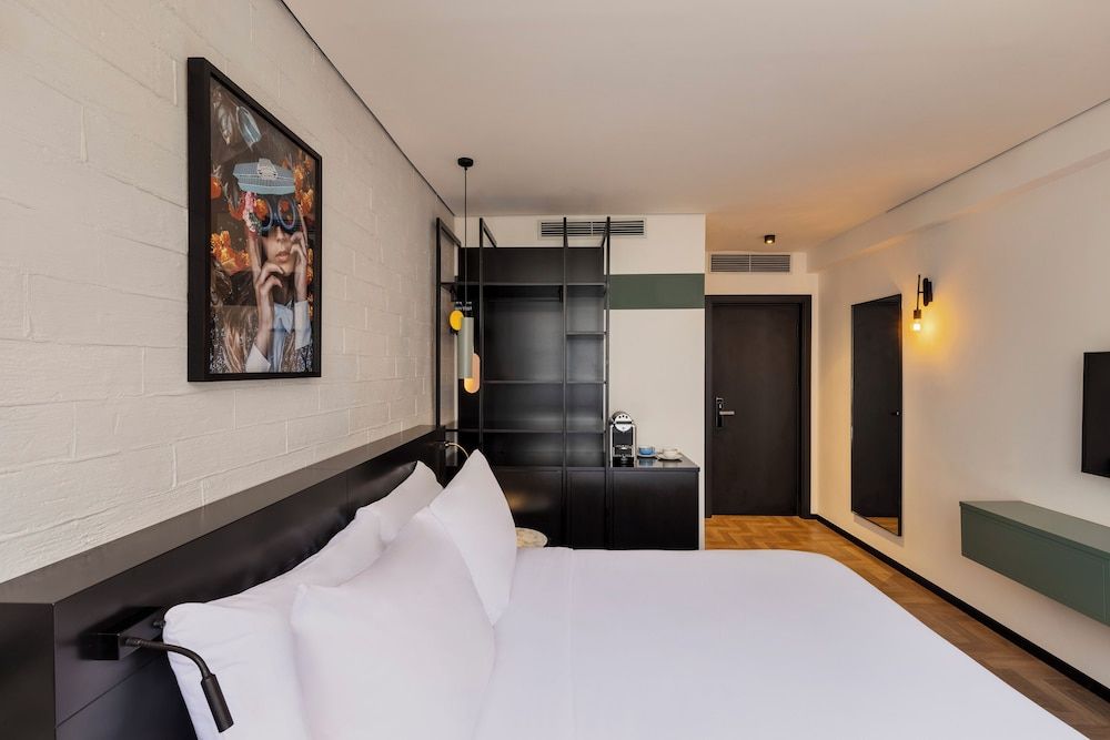 The Muse Boutique Hotel Tel Aviv Deluxe Room 11