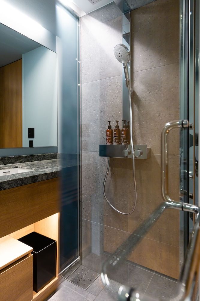 The Royal Park Canvas - Ginza 8 Standard Twin Room, 2 Single Beds, Non Smoking 4