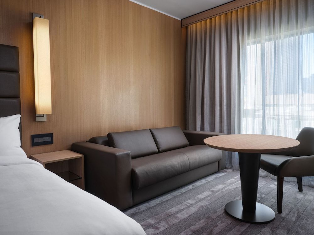 undefined AC Hotel by Marriott Phoenix Downtown 2