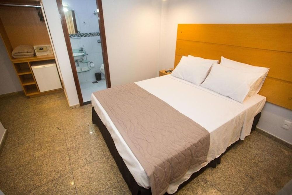 Regency Copacabana Hotel Standard Double Room 4