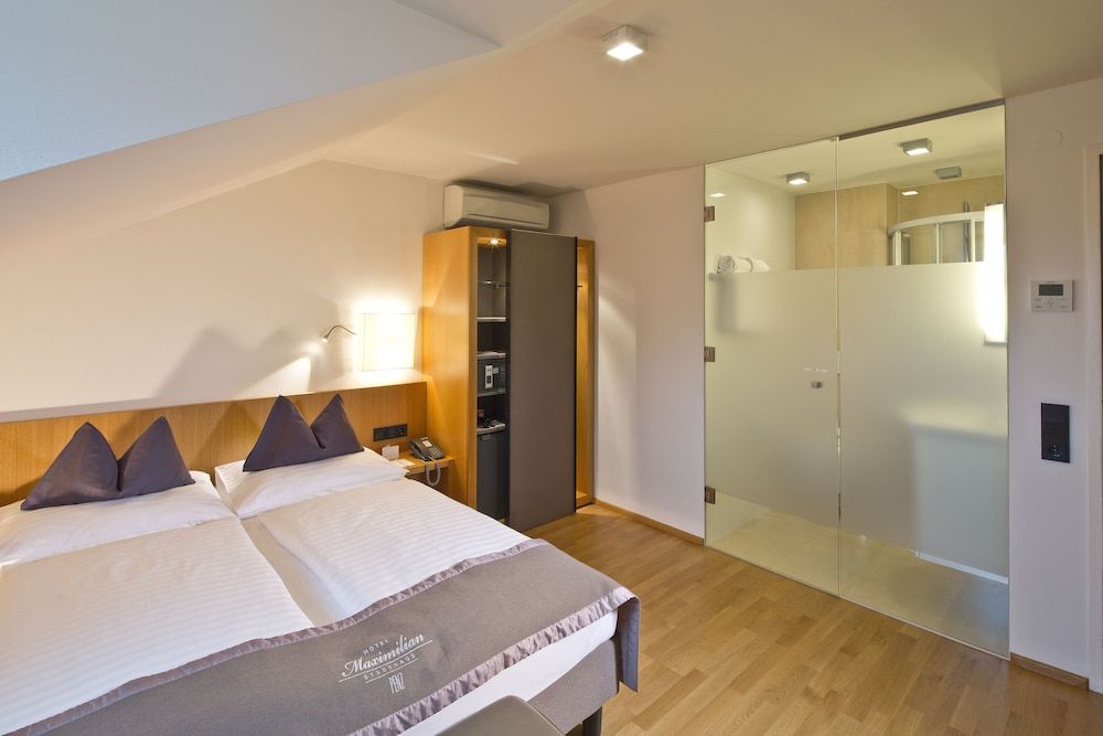 Hotel Maximilian Stadthaus Penz Attic Room